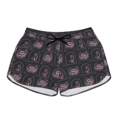 " Purple Daisy Checkered with Cave Kat'' Women's Casual Shorts